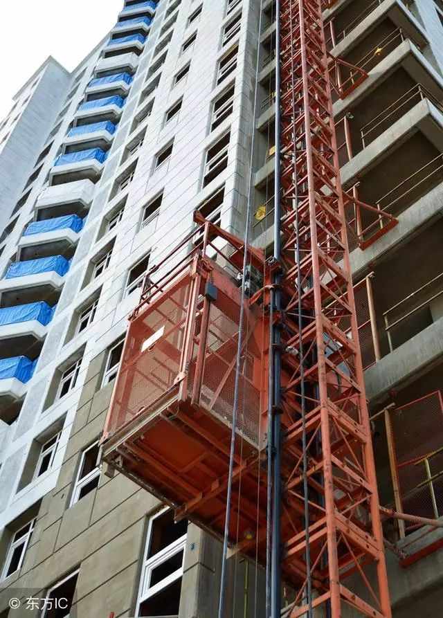 施工升降機(jī)